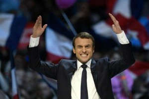 francia_macron_esulta