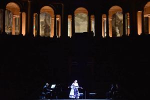 Traviata al Farnese