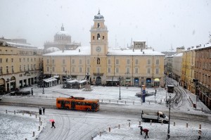 piazza-garibaldi-neve